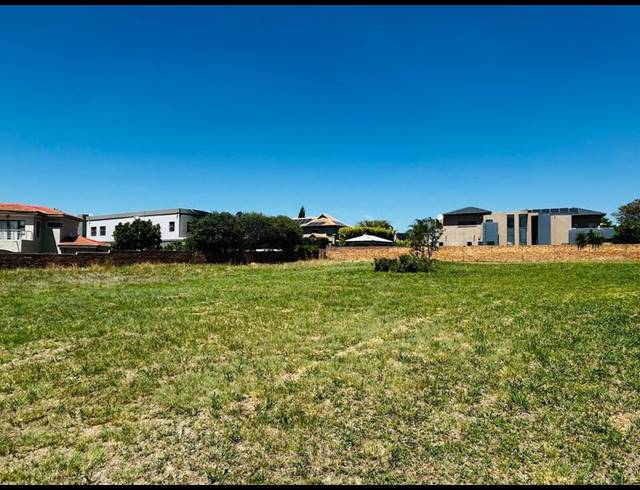 LAND FOR SALE IN SILVER LAKES